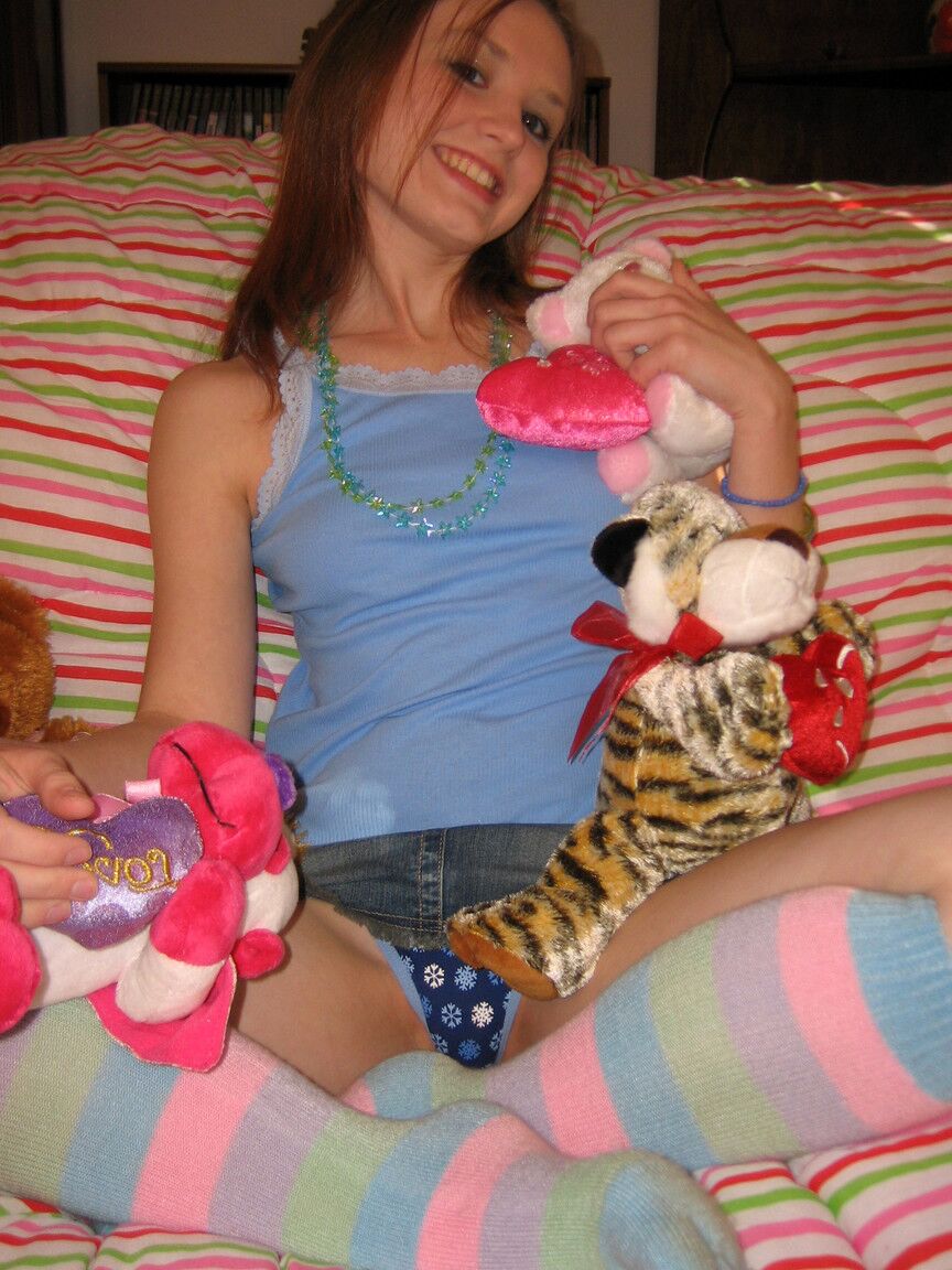 21P Gatito de sueños adolescentes