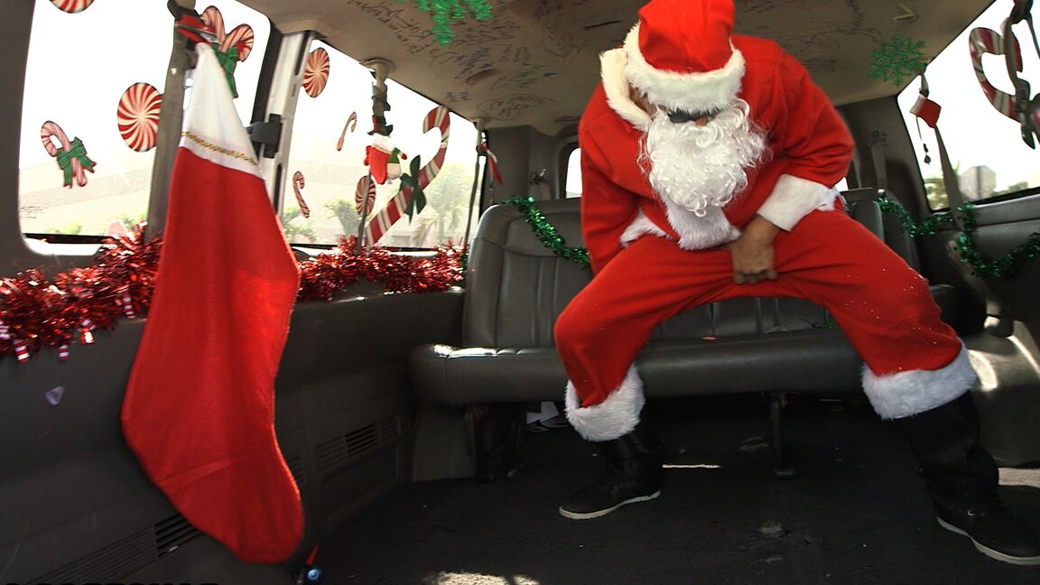 21P Lusty newbie Mia Monroe gets pounded by a Santa Claus in the van