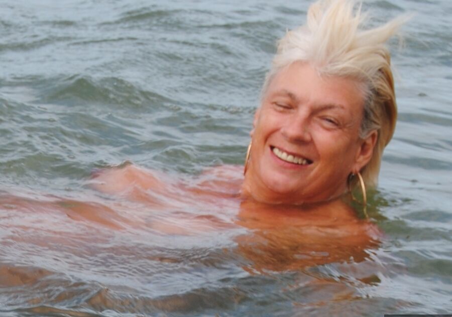 20P Older platinum blonde Dimonty takes a dip in the ocean while totally naked