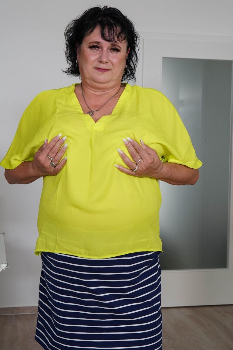 21P Karups Mujeres mayores Ivana Sweet