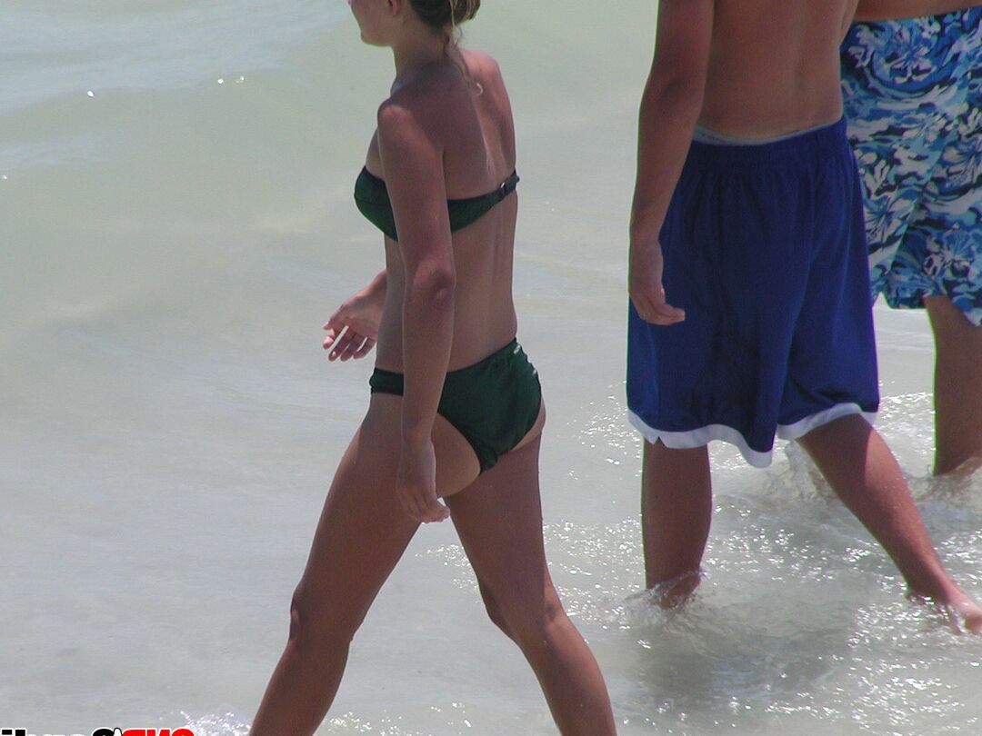 12P GND Candids ビキニのホットな女の子