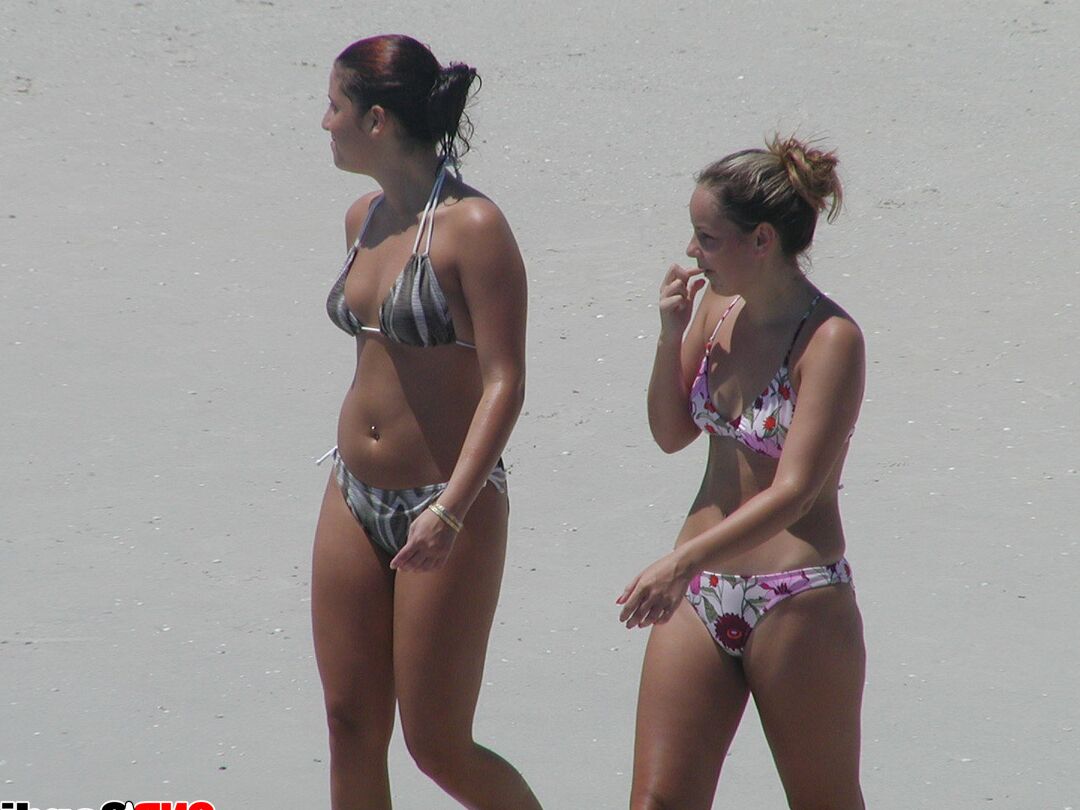12P GND Candids ビキニのホットな女の子
