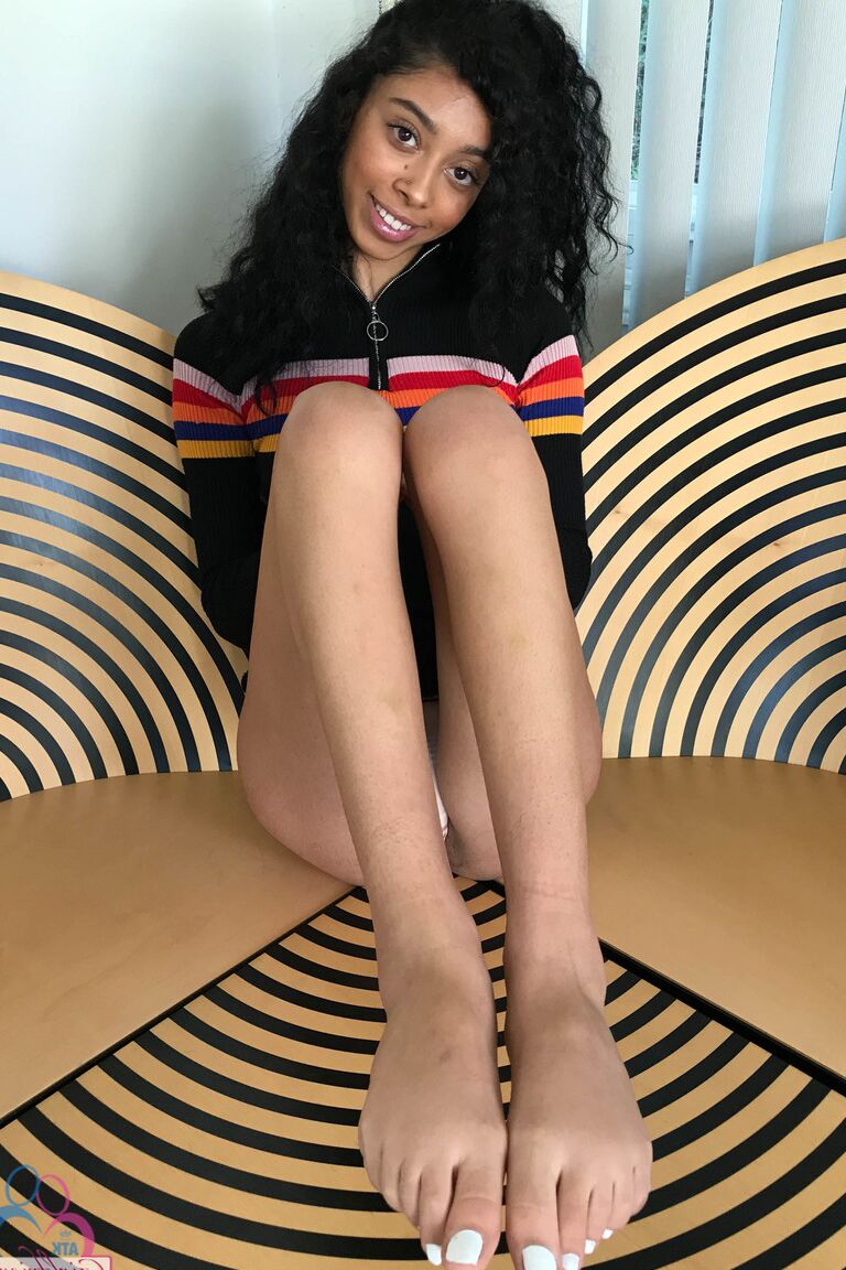20P ATK Hairy Jada Doll
