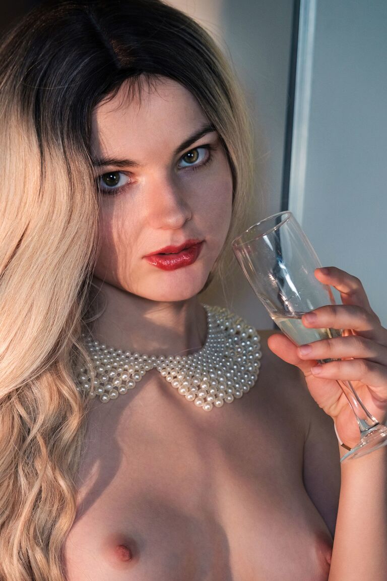 21P Met Art Francesca Rosa