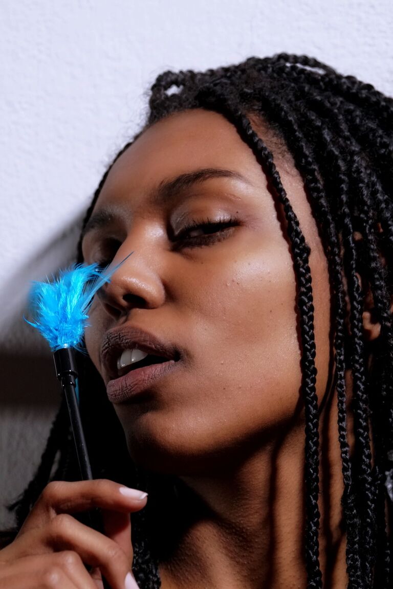 21P Sweet ebony with dreads Samantha A reveals her juggs and masturbates
