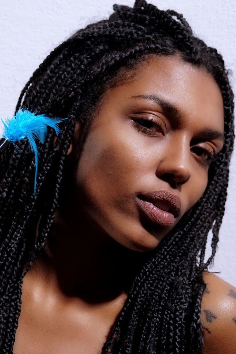 21P Sweet ebony with dreads Samantha A reveals her juggs and masturbates