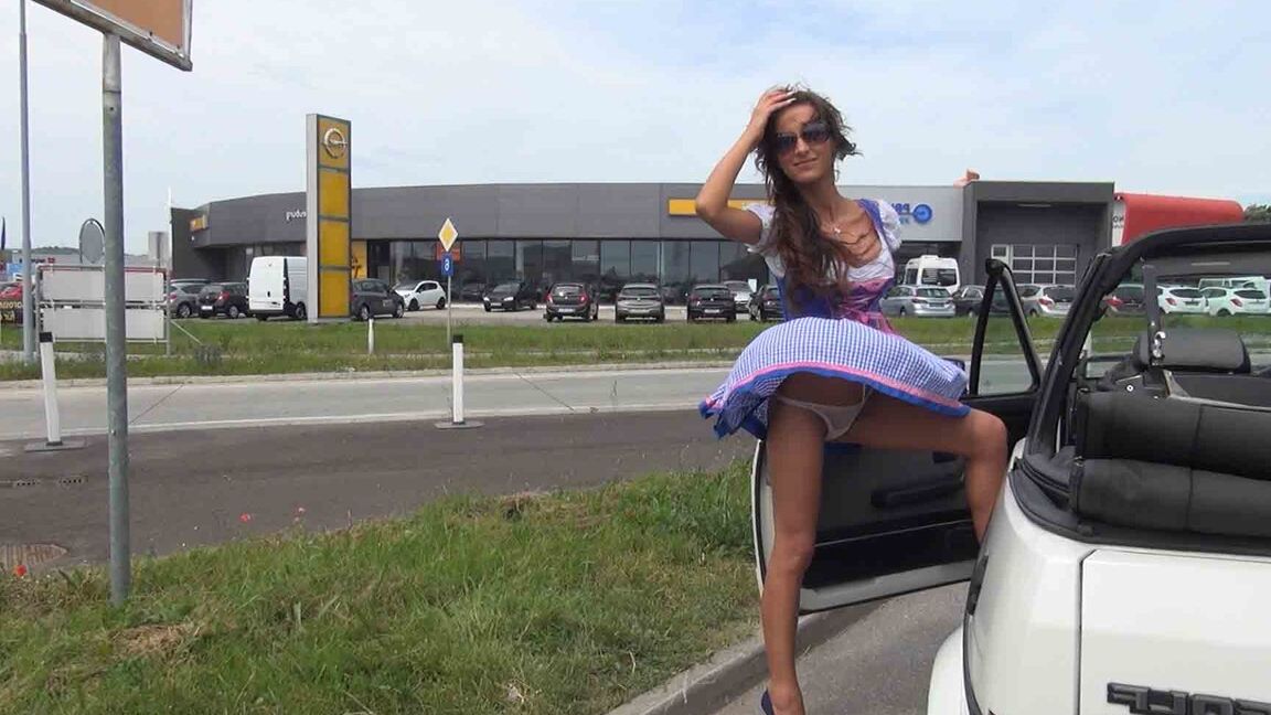 17P Lady in too sexy dress picked up in street and fucked the between the trees