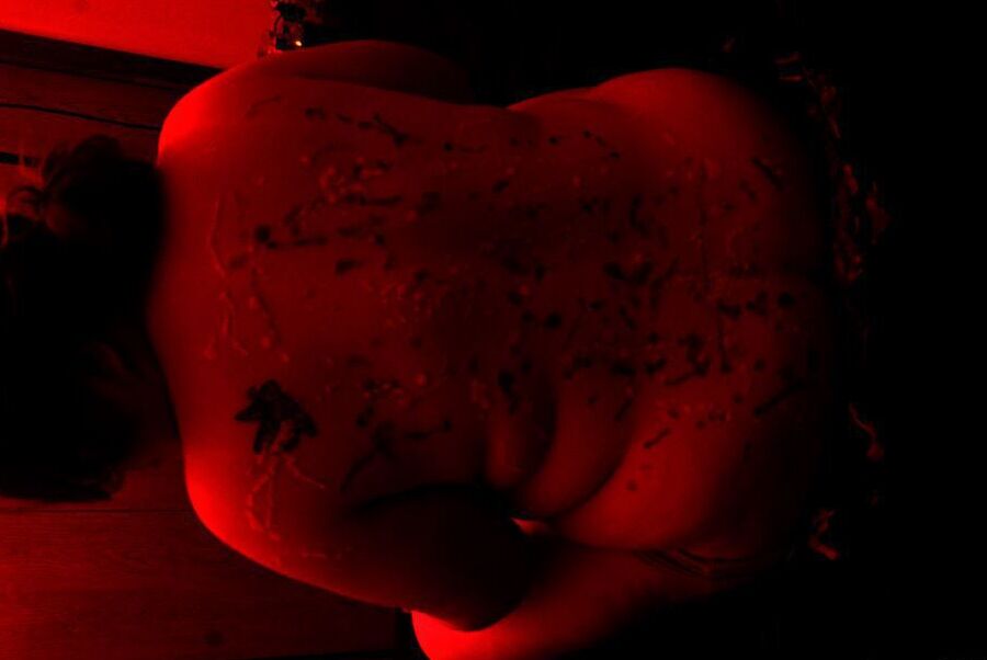 20P Amateur BBW Inked Oracle is covered in wax with her pantyhose pulled down