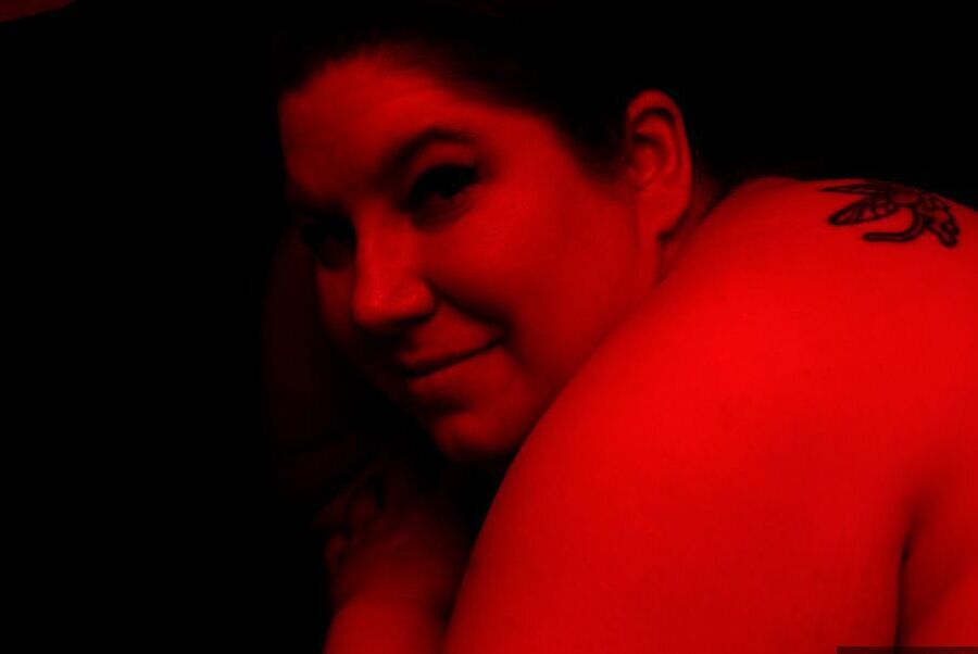 20P Amateur BBW Inked Oracle is covered in wax with her pantyhose pulled down