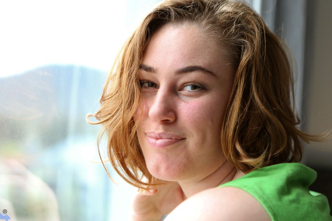 16P Thick redhead Molly Broad plays with big natural tits and bush on her bed