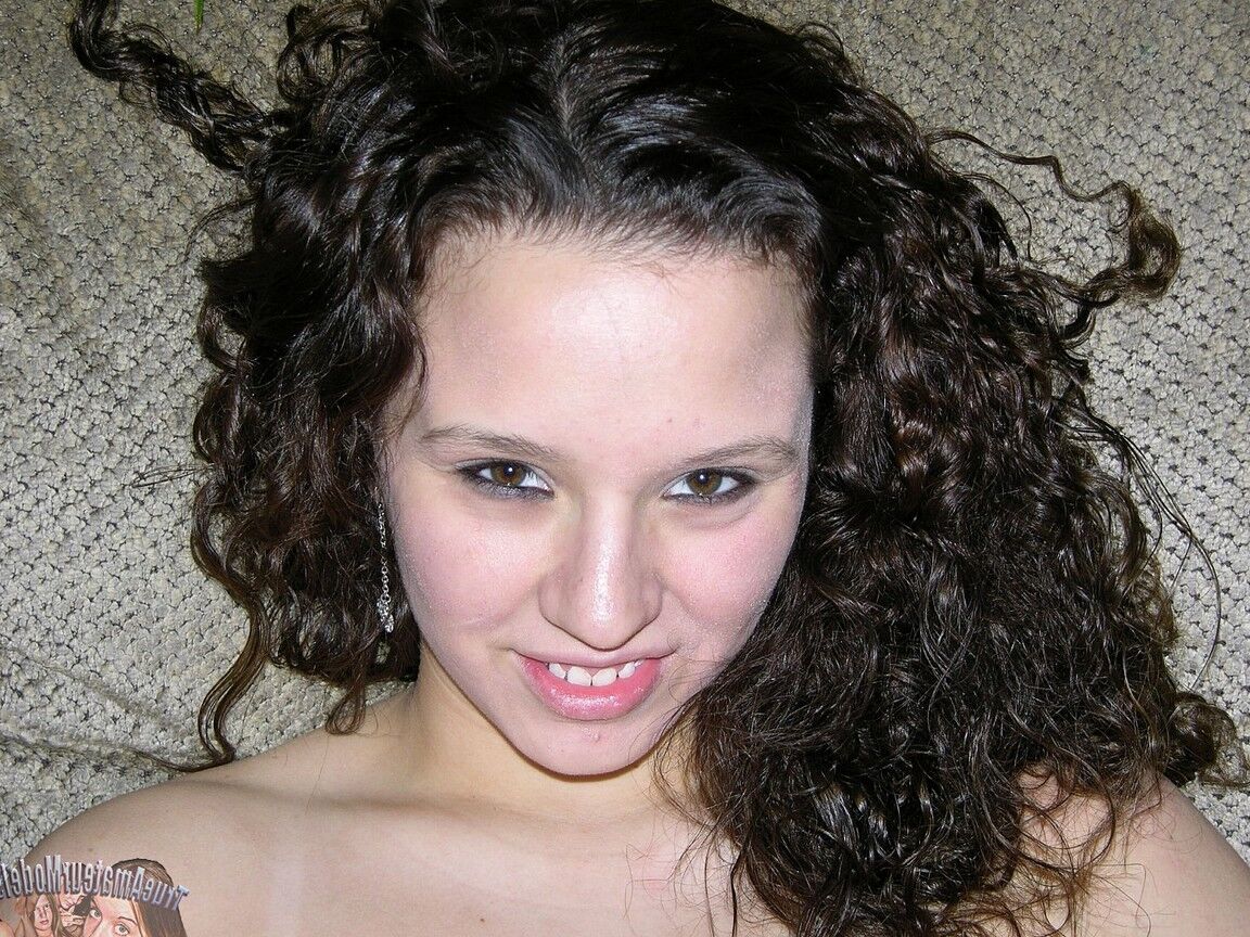 17P First timer with curly dark hair plays with her tits and twat on a couch