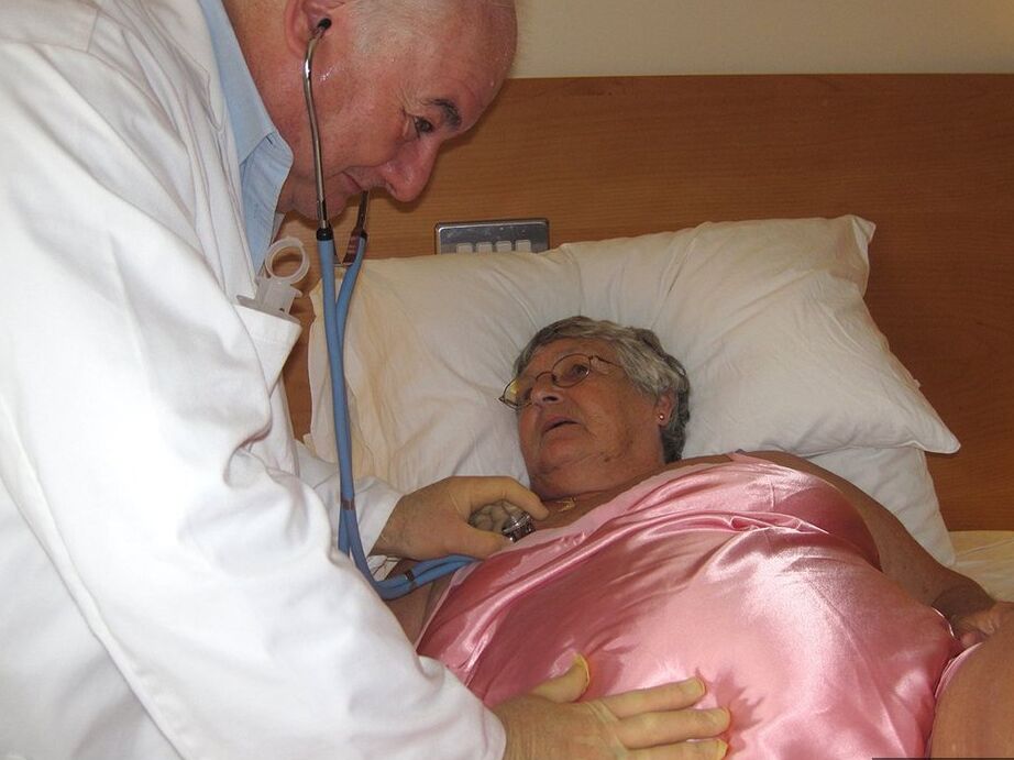 20P Vovó obesa, vovó Libby, tem relações sexuais com seu antigo médico em sua cama