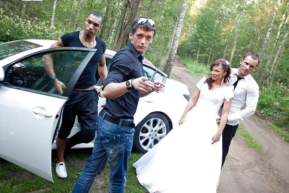16P Promiscuous bride enjoys a hardcore foursome with well-hung guys outdoor