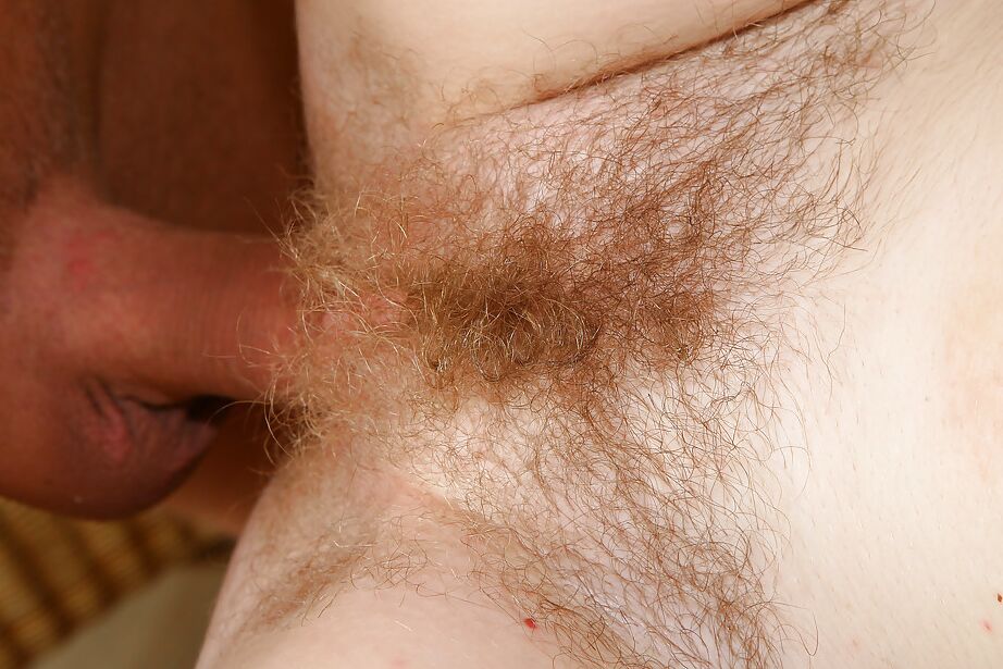 16P 18 year old Russian girlfriend Elegiya taking external cumshot on beaver