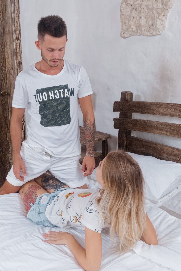 21P Couples Bruts Monica A