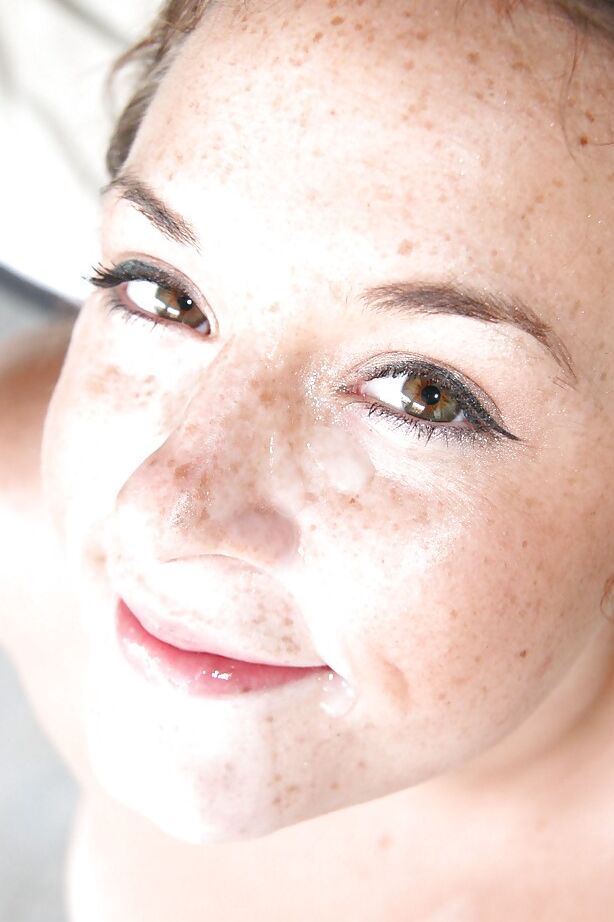 16P Süßes Amateurluder mit großem Arsch Talia Palmer wird geknallt
