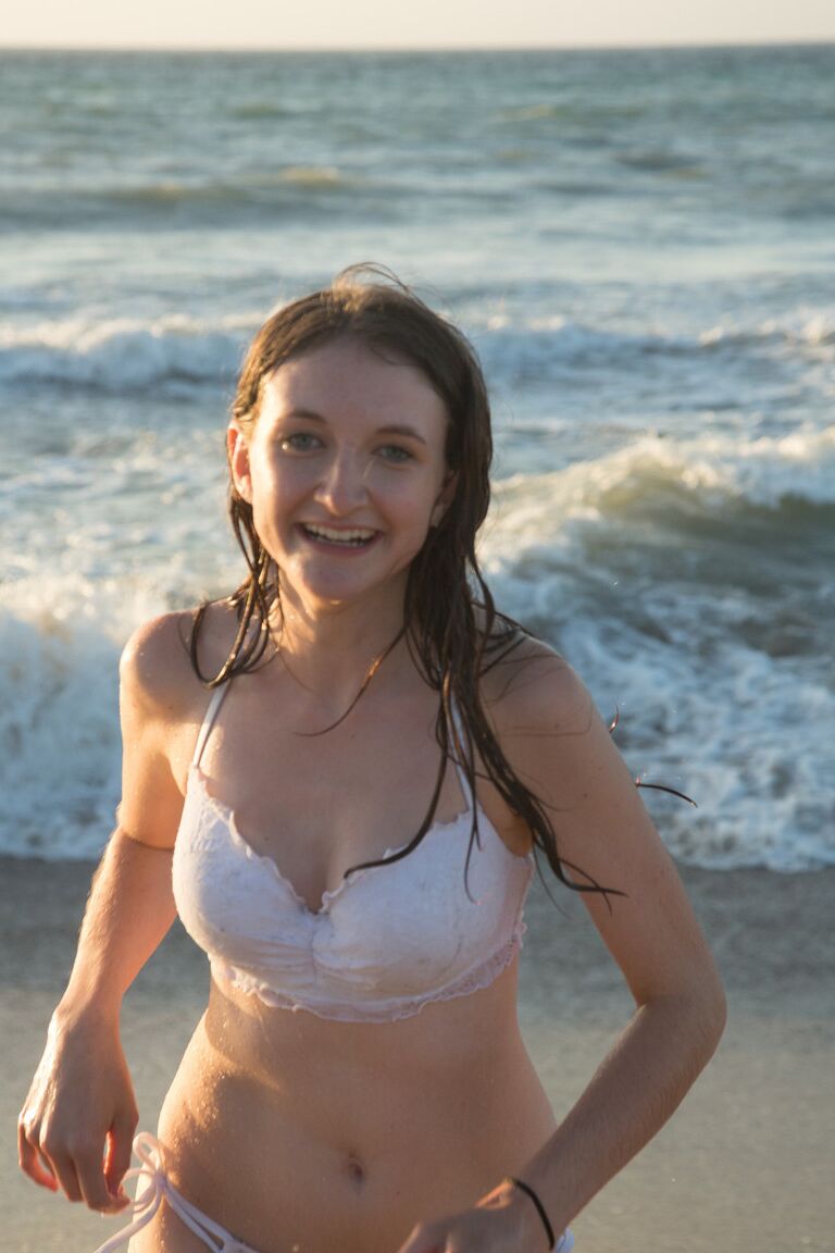 11P Teen girlfriend Patience Dolder shows her tasty nip & ass crack on the beach