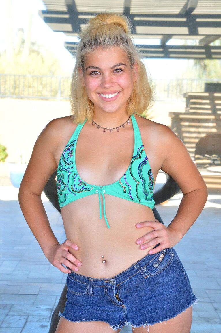 15P FTV Girls Cutie avec l'arc