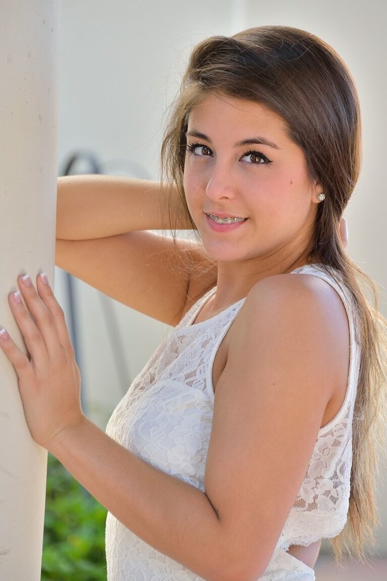 21P Gorgeous teen Natalie exposes her tasty clam and slides a fat dildo in it
