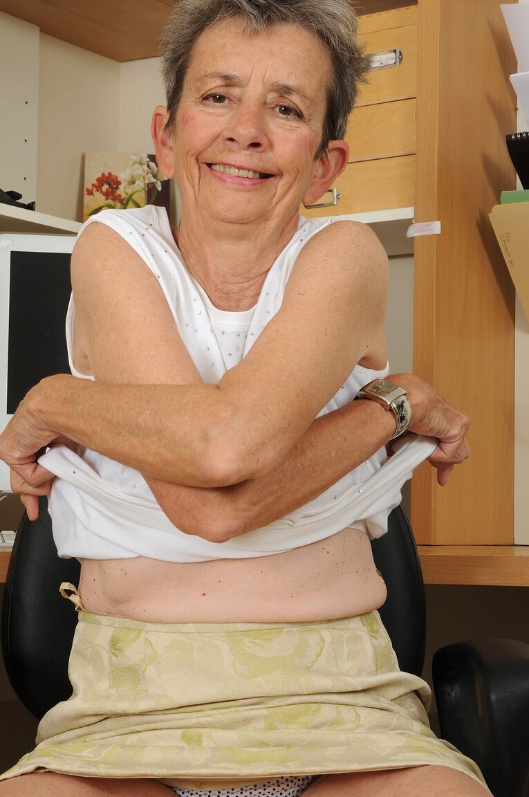 21P Granny secretary Cassie strips & shows off her fragile body completely nude