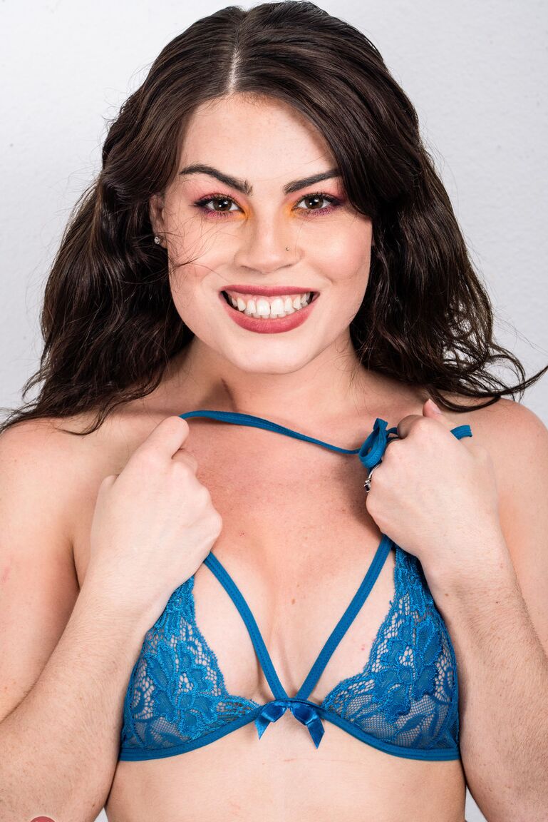 21P ATK Hairy Veronica Valentine