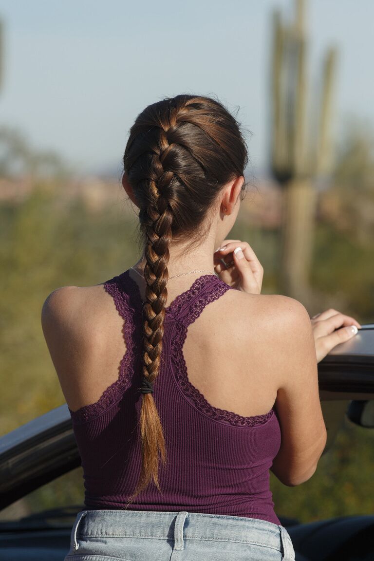 12P Petite adolescente Rochelle Safford exibindo sua bunda apertada durante uma aventura no deserto