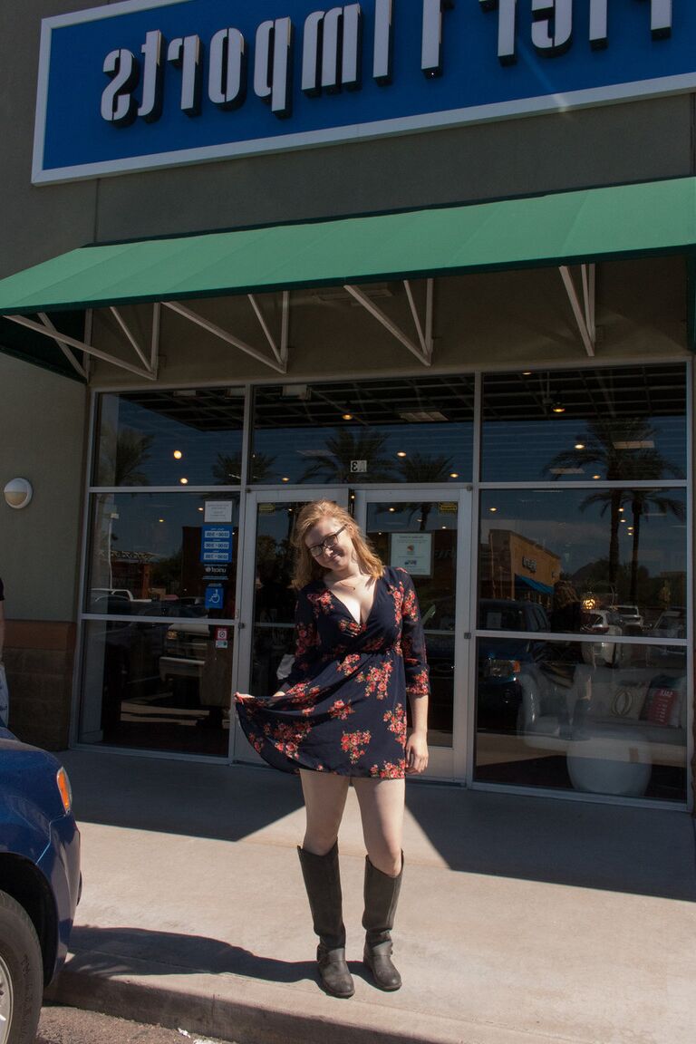 11P Teen girlfriend Irelynn Dunham displays her natural curves in public