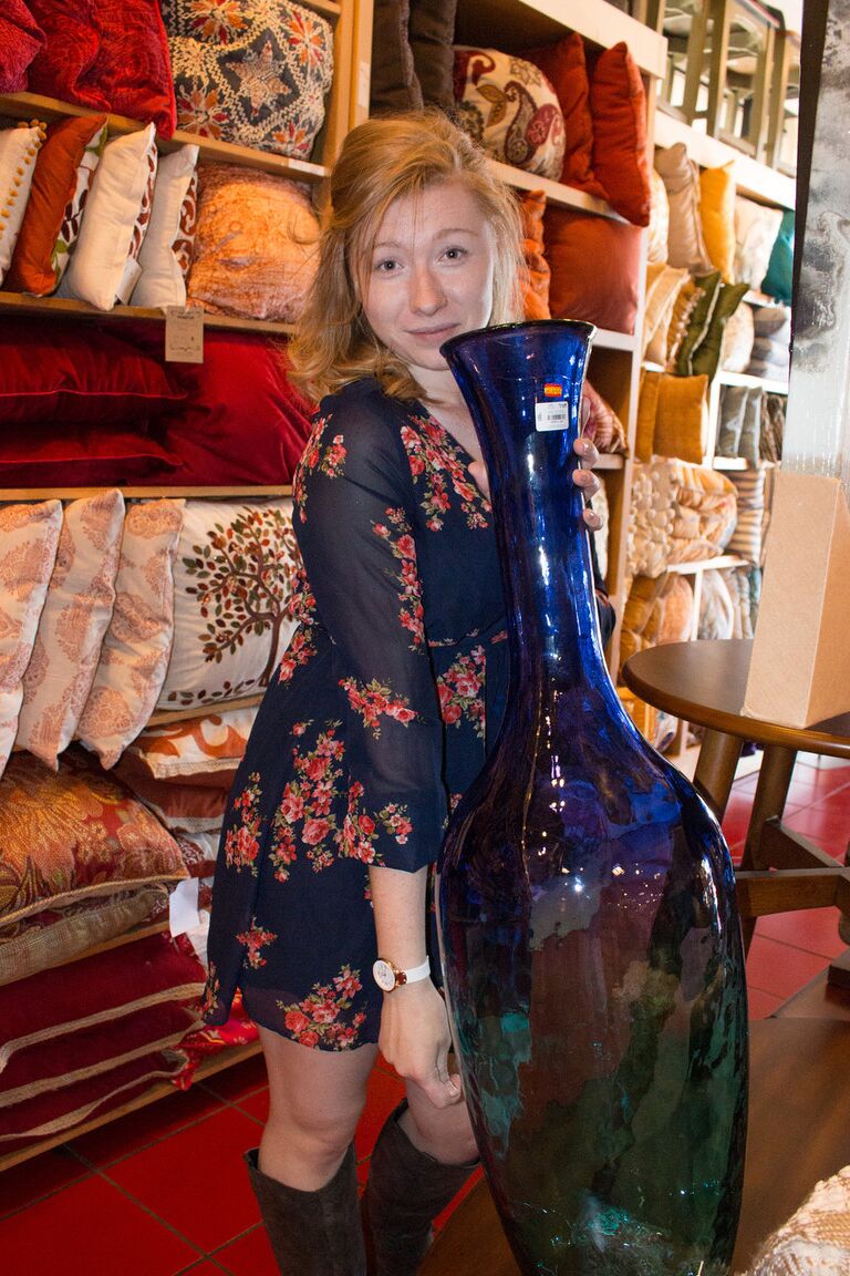 11P Teen girlfriend Irelynn Dunham displays her natural curves in public