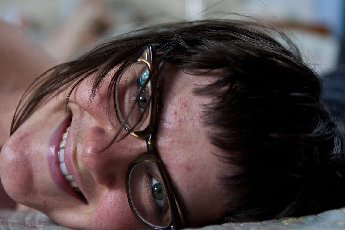 17P Nerdy brunette with pigtails Mona touches her pink hairy cunt while stripping