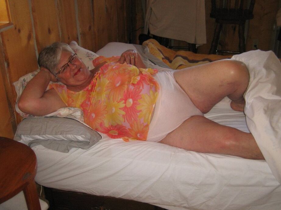 20P Obese granny Girdle Goddess wakes up from a nap and precedes to strip naked