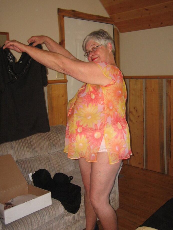 20P Obese granny Girdle Goddess wakes up from a nap and precedes to strip naked