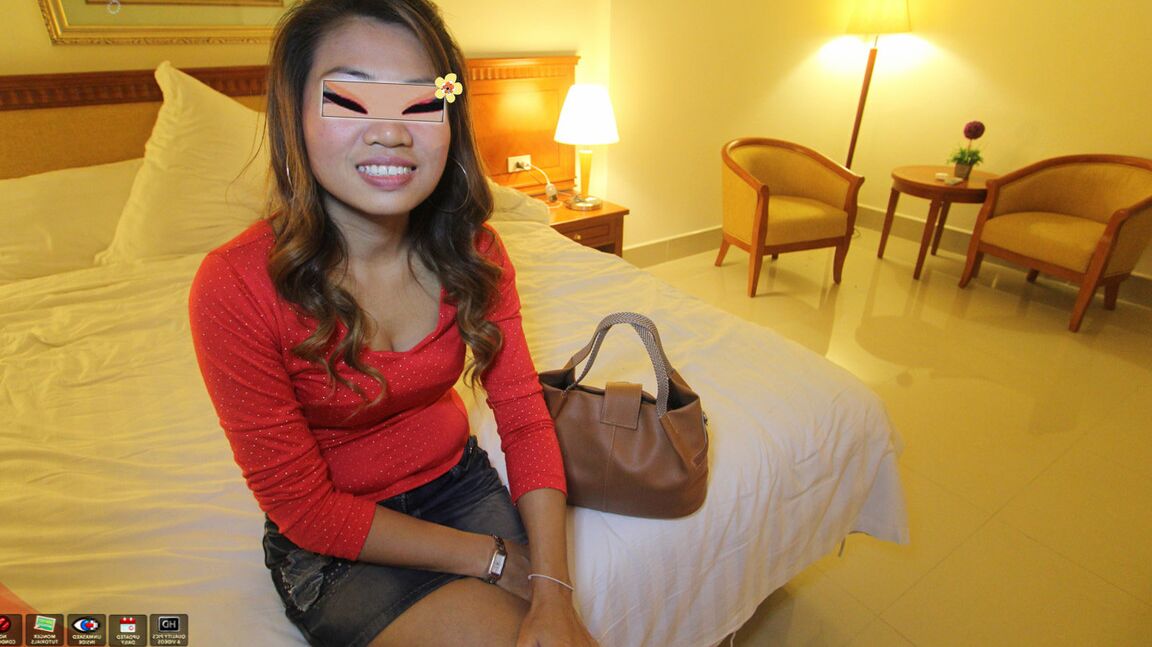 11P Tesão asiática MILF Nid tem sua vagina peluda lisa estilo POV