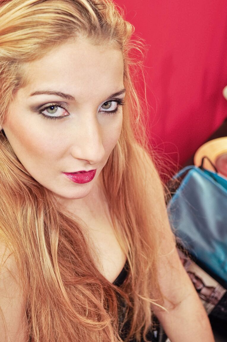 12P Blonde slut in maid costume and black stocking fucks and suck like a mink