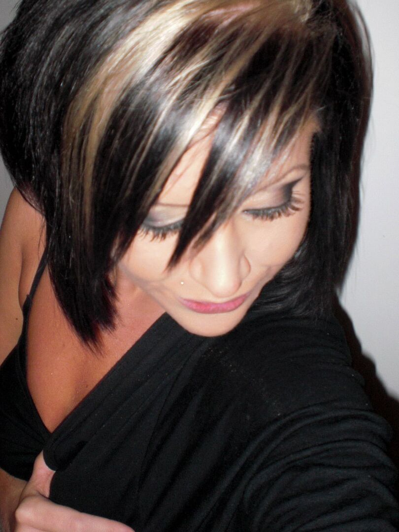 12P Monroes tight pink pussy is caught in her fishnet stockings