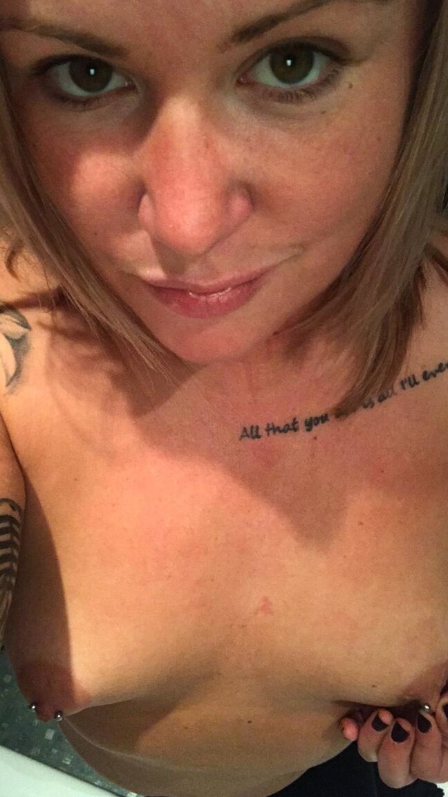 15P Esposa caliente rizada Esposa caliente rizada