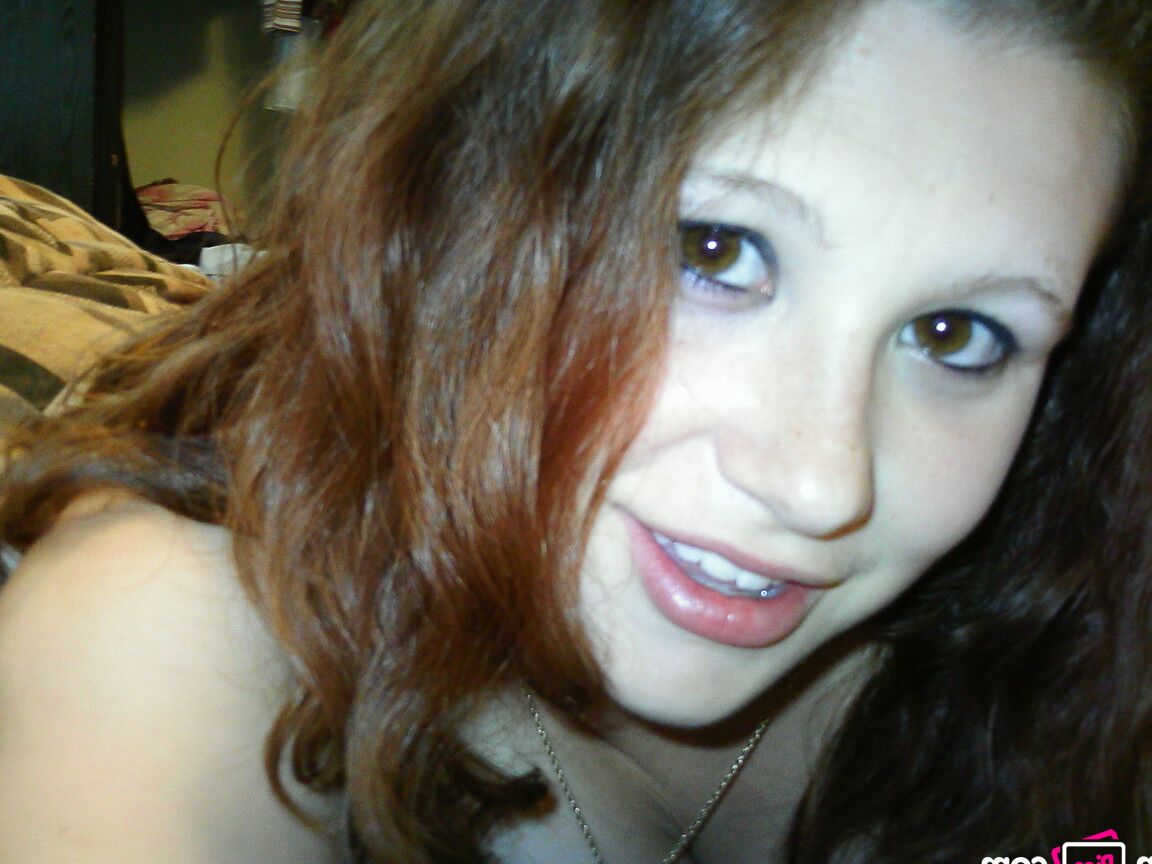 21P Fotos porno Amber May