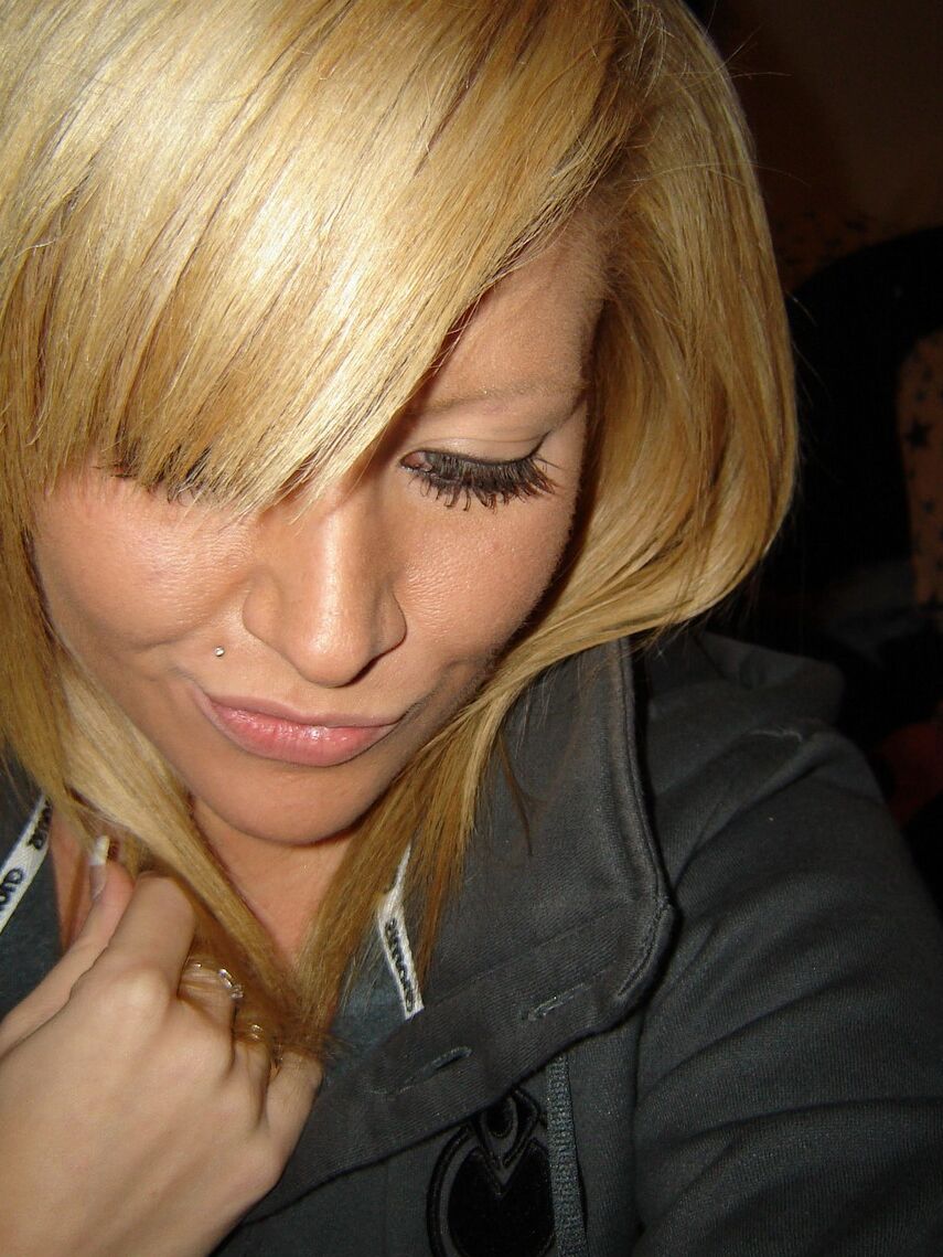 12P Lots of random pictures of a slutty teen