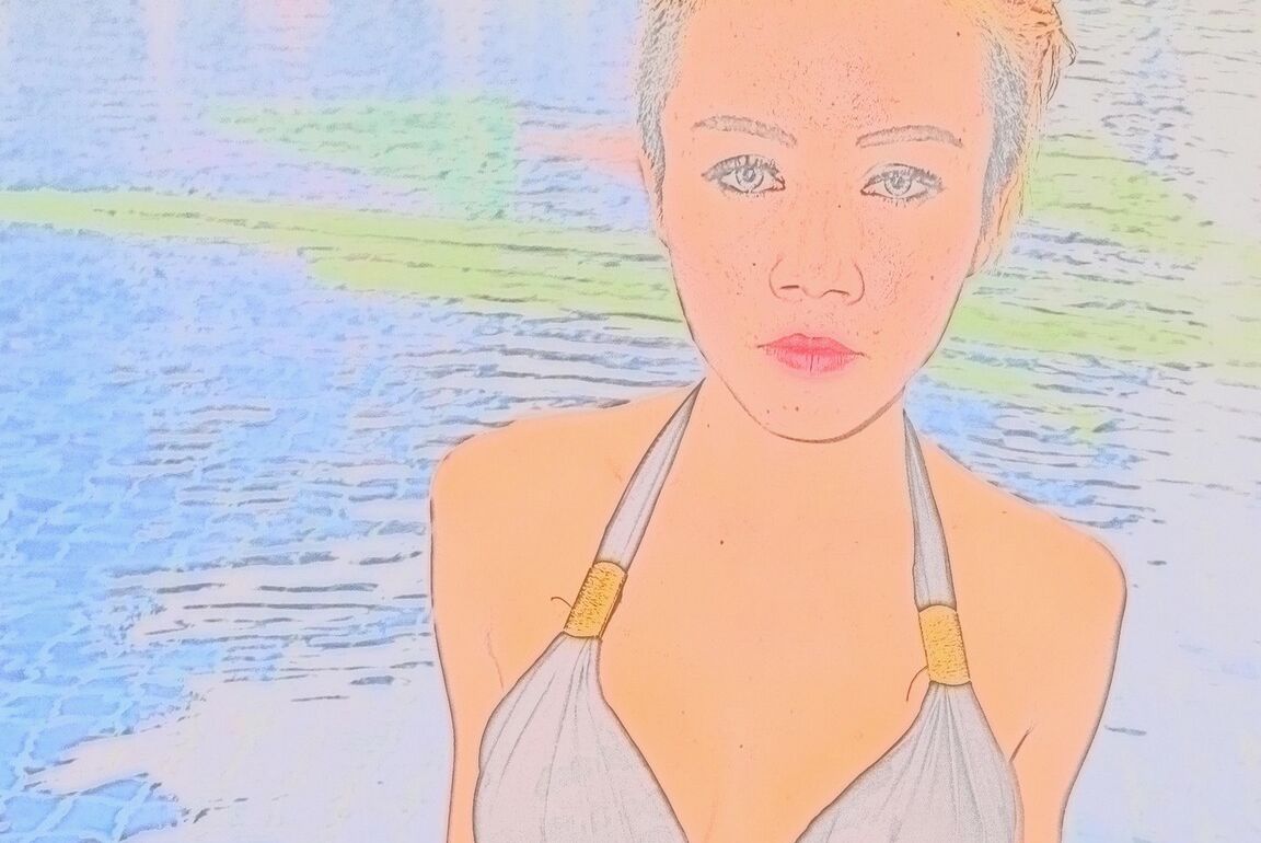 17P Short haired amateur Dow slips out of her swimsuit for hot stroking in heels