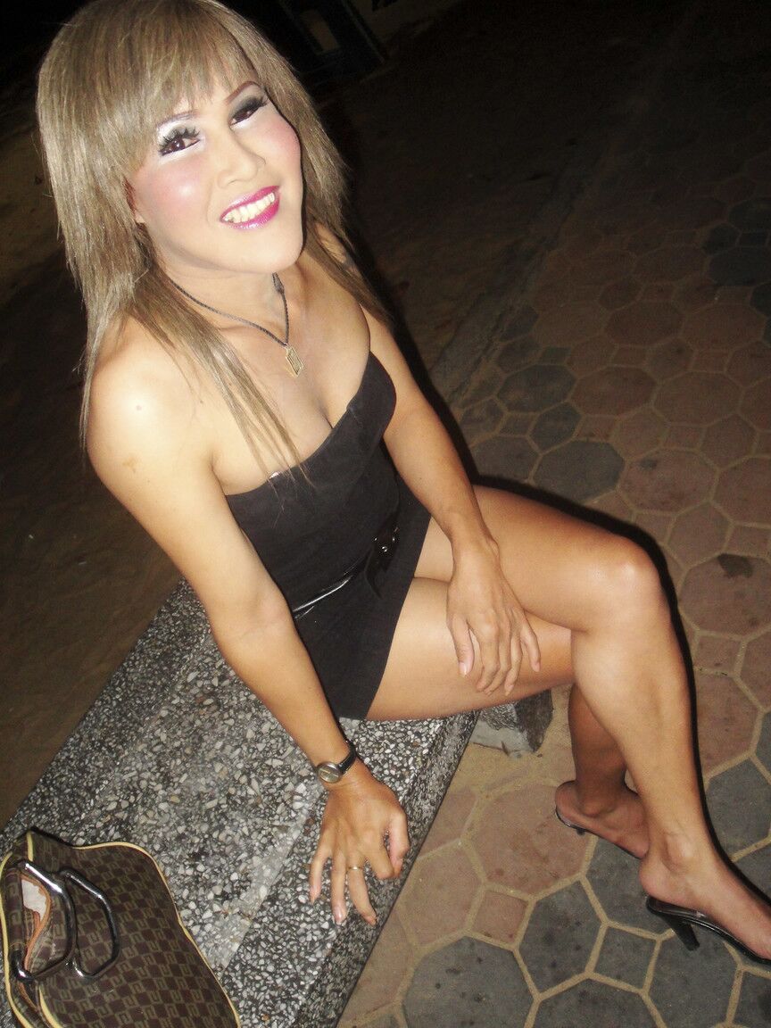 17P Check out Jeab - a ladyboy who loves the beach and loves showing off