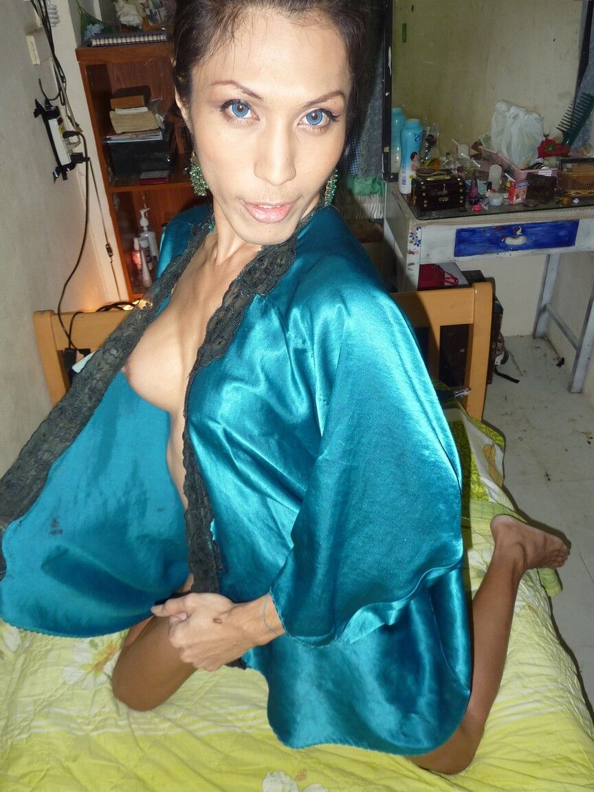 17P Super fragile Asian shemale Aon shows off tits, dick, and anus in cheap hotel
