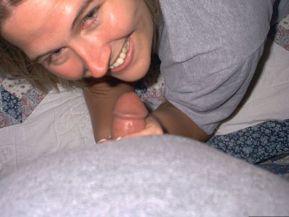 20P Loira amadora Gangbang Momma é algemada e com colarinho depois de um boquete em close-up