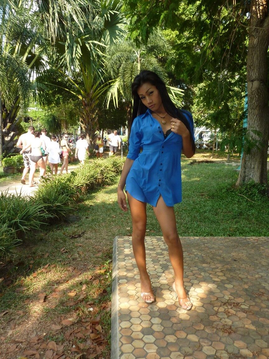 17P Asian shemale with cute smile Am picked up and showed her dick in the toilet