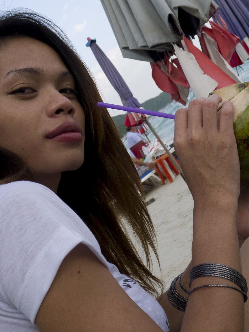17P Lovely ladyboy with a pair of sexy tits Wicky getting ready for the beach