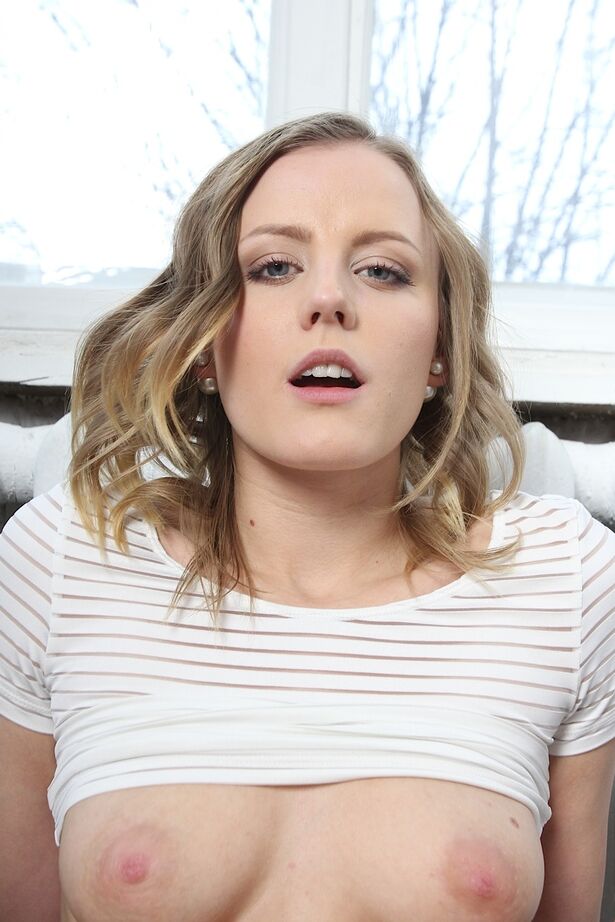 16P Young first timer Patricia Baum takes a dildo inside her wet pussy