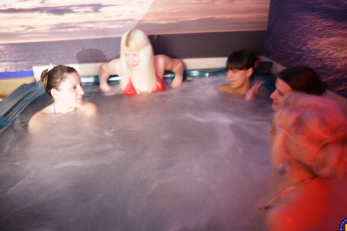 21P Mature women show their naked bodies while showering to get in the sauna