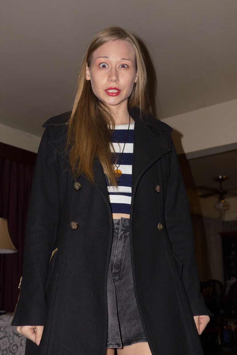 12P Shameless babes flash their curves and intimate parts in public