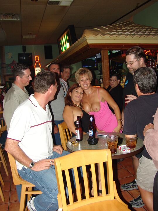 21P Chesty swinger Double Dee lets different men suck her big titties at the bar