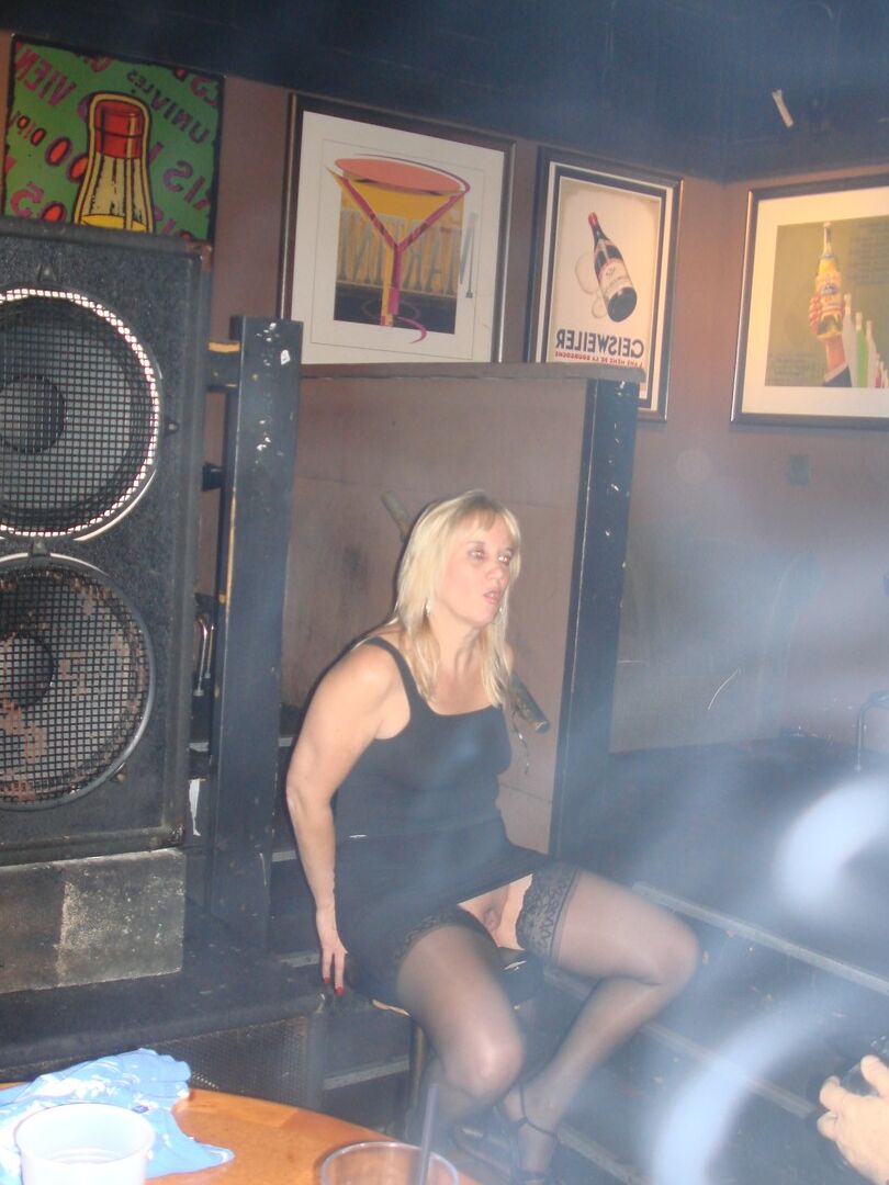 21P Real Tampa Swingers Dallas Diamondz, Dee Delmar, Kristine Cumz, Mandi McGraw