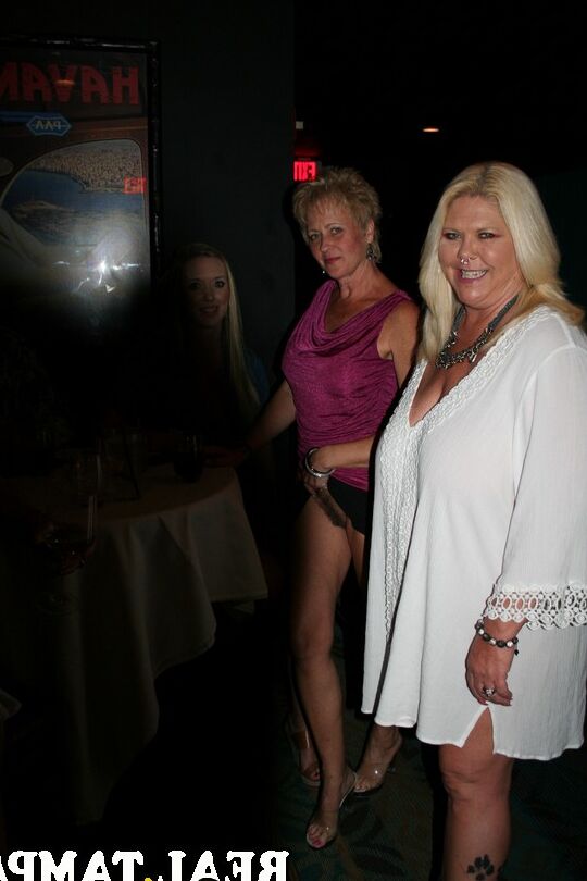 21P La abuela Tracy lame