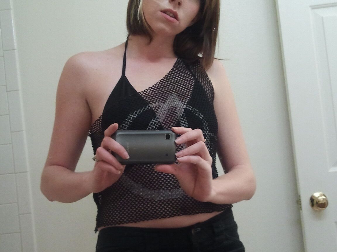 21P Check Out My Chick Kacie Montes
